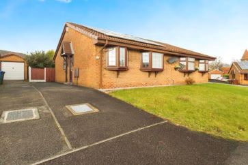 Bungalow for sale in Denton